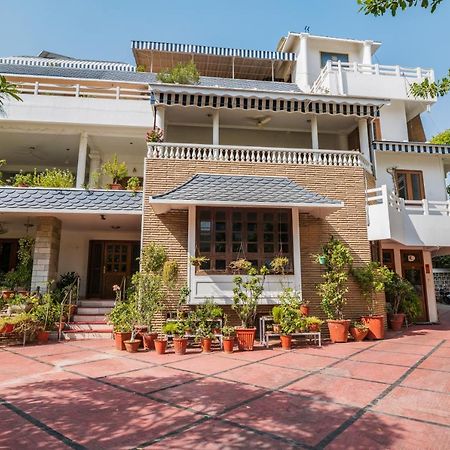 Giri Homestay By Vista Rooms Divisione di Divisione di Jaipur Esterno foto