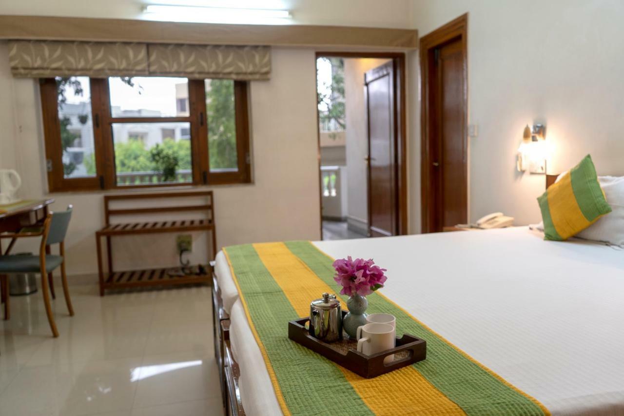 Giri Homestay By Vista Rooms Divisione di Divisione di Jaipur Esterno foto